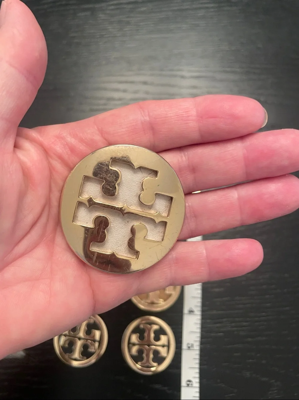 Tory Burch pls see